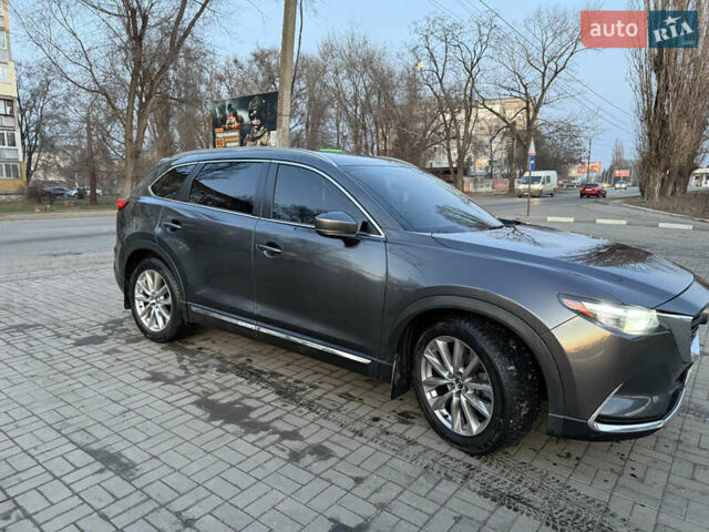 Серый Мазда СХ-9, объемом двигателя 2.49 л и пробегом 200 тыс. км за 17000 $, фото 1 на Automoto.ua