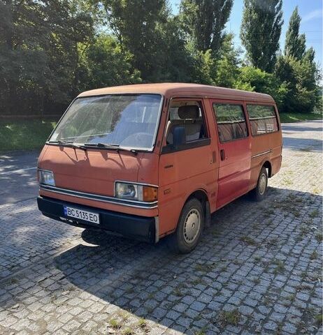 Красный Мазда E 2000, объемом двигателя 2 л и пробегом 3 тыс. км за 750 $, фото 1 на Automoto.ua