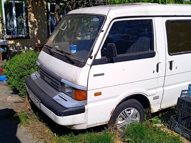 Мазда Е2200, об'ємом двигуна 22 л та пробігом 0 тис. км за 1000 $, фото 1 на Automoto.ua