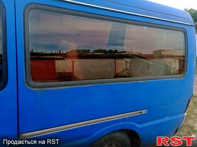 Синій Мазда Е2200, об'ємом двигуна 2.2 л та пробігом 222 тис. км за 1000 $, фото 1 на Automoto.ua
