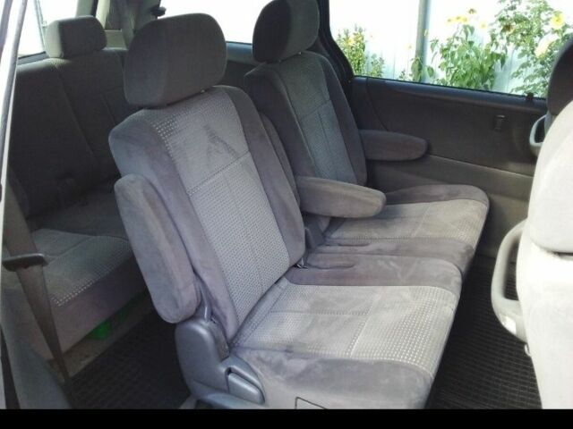 Серый Мазда МПВ, объемом двигателя 3 л и пробегом 300 тыс. км за 3200 $, фото 1 на Automoto.ua