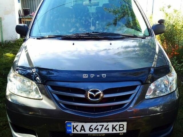 Серый Мазда МПВ, объемом двигателя 3 л и пробегом 300 тыс. км за 3300 $, фото 1 на Automoto.ua