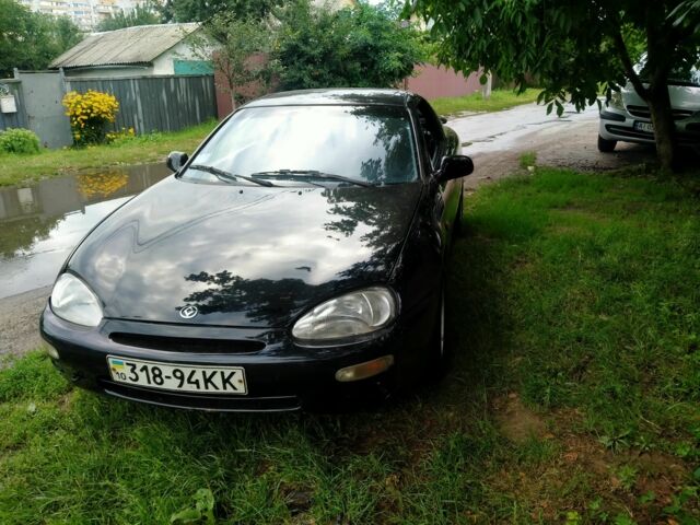 Черный Мазда МХ-3, объемом двигателя 1.8 л и пробегом 280 тыс. км за 2450 $, фото 1 на Automoto.ua