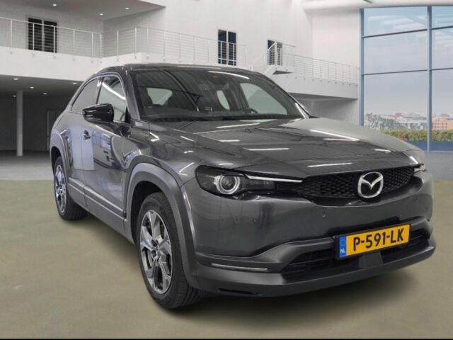 Сірий Мазда МХ-3, об'ємом двигуна 0 л та пробігом 105 тис. км за 14800 $, фото 1 на Automoto.ua