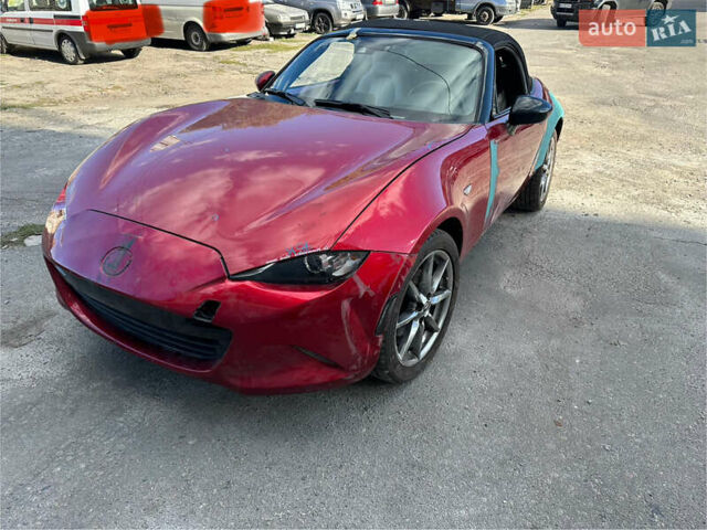 Красный Мазда МХ-5, объемом двигателя 0 л и пробегом 100 тыс. км за 13500 $, фото 1 на Automoto.ua