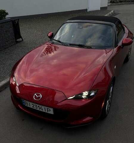 Червоний Мазда МХ-5, об'ємом двигуна 2 л та пробігом 48 тис. км за 28900 $, фото 1 на Automoto.ua