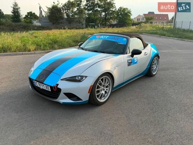 Мазда МХ-5, объемом двигателя 2 л и пробегом 217 тыс. км за 14500 $, фото 1 на Automoto.ua
