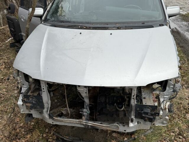 Сірий Мазда Премасі, об'ємом двигуна 0 л та пробігом 250 тис. км за 300 $, фото 1 на Automoto.ua