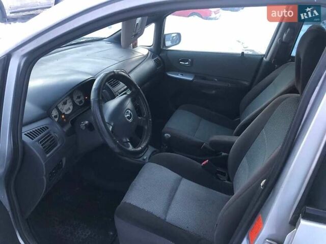 Серый Мазда Премаси, объемом двигателя 2 л и пробегом 300 тыс. км за 2500 $, фото 1 на Automoto.ua
