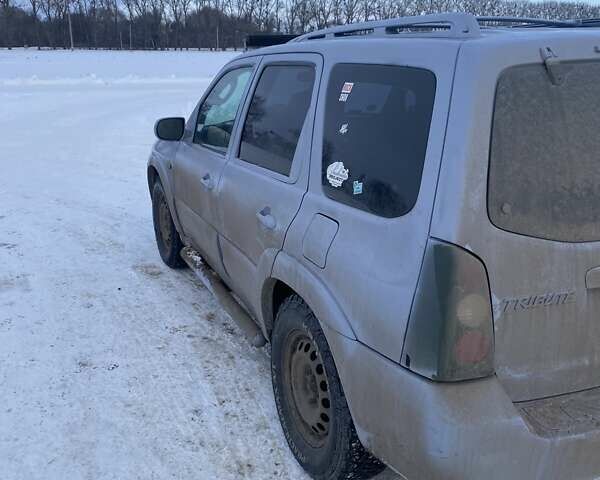Мазда Трибьют, об'ємом двигуна 2.3 л та пробігом 294 тис. км за 2600 $, фото 1 на Automoto.ua
