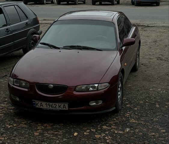 Красный Мазда Кседос 6, объемом двигателя 2 л и пробегом 240 тыс. км за 2800 $, фото 1 на Automoto.ua