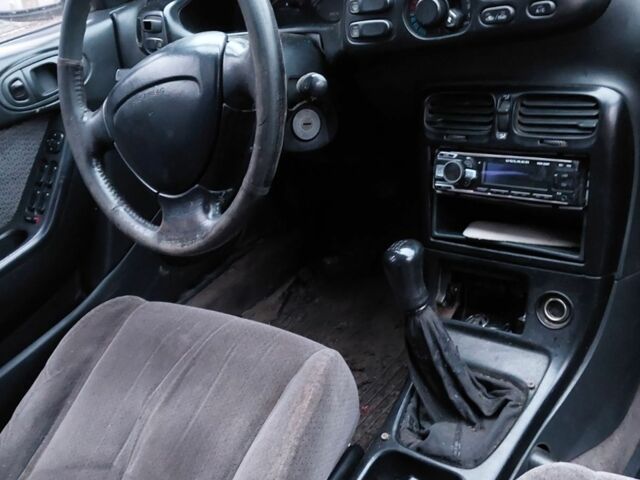 Серый Мазда Кседос 6, объемом двигателя 2 л и пробегом 358 тыс. км за 1303 $, фото 1 на Automoto.ua