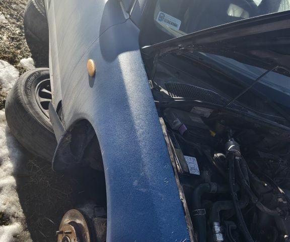 Синий Мазда Кседос 9, объемом двигателя 2.5 л и пробегом 300 тыс. км за 1000 $, фото 1 на Automoto.ua