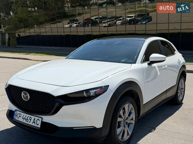 Белый Мазда CX-30, объемом двигателя 2.49 л и пробегом 94 тыс. км за 16500 $, фото 1 на Automoto.ua