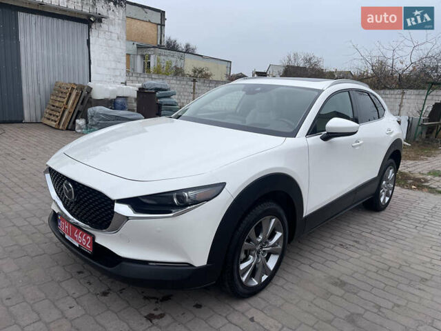 Белый Мазда CX-30, объемом двигателя 2.5 л и пробегом 103 тыс. км за 18200 $, фото 1 на Automoto.ua