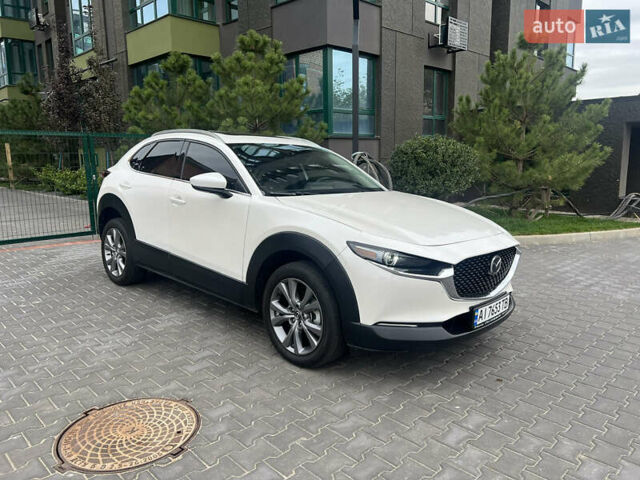 Белый Мазда CX-30, объемом двигателя 2.49 л и пробегом 40 тыс. км за 22500 $, фото 1 на Automoto.ua