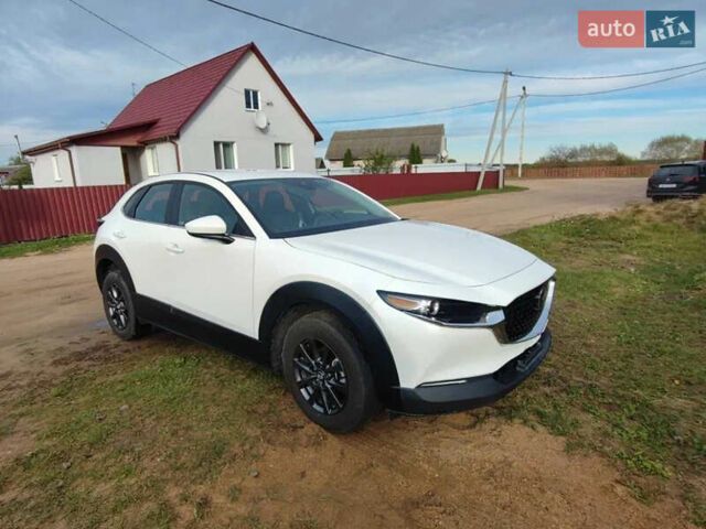 Білий Мазда CX-30, об'ємом двигуна 2.5 л та пробігом 80 тис. км за 14000 $, фото 1 на Automoto.ua