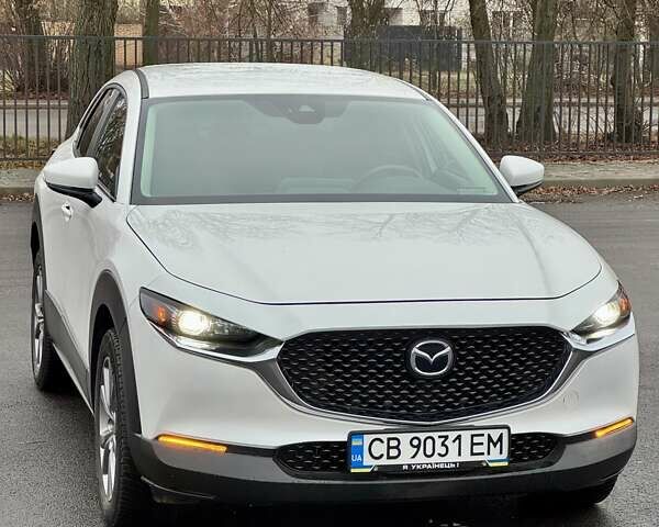 Белый Мазда CX-30, объемом двигателя 2.49 л и пробегом 60 тыс. км за 21500 $, фото 1 на Automoto.ua