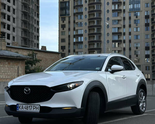 Белый Мазда CX-30, объемом двигателя 2.5 л и пробегом 31 тыс. км за 20800 $, фото 1 на Automoto.ua