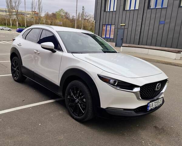 Белый Мазда CX-30, объемом двигателя 2.5 л и пробегом 9 тыс. км за 23900 $, фото 1 на Automoto.ua