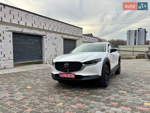 Белый Мазда CX-30, объемом двигателя 2.5 л и пробегом 4 тыс. км за 24999 $, фото 1 на Automoto.ua