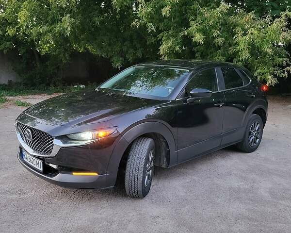 Черный Мазда CX-30, объемом двигателя 2.5 л и пробегом 49 тыс. км за 17500 $, фото 1 на Automoto.ua
