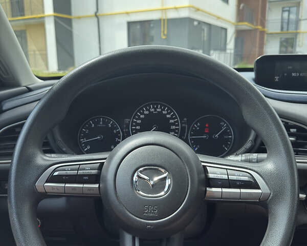 Чорний Мазда CX-30, об'ємом двигуна 2.49 л та пробігом 53 тис. км за 18300 $, фото 1 на Automoto.ua