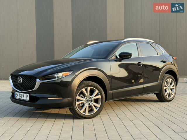 Черный Мазда CX-30, объемом двигателя 2.49 л и пробегом 4 тыс. км за 22900 $, фото 1 на Automoto.ua