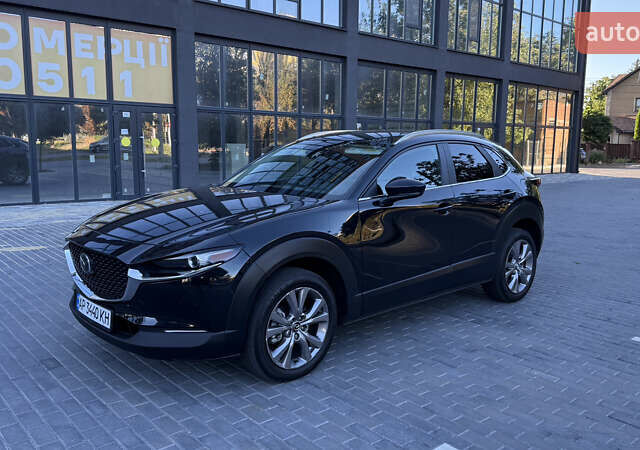 Черный Мазда CX-30, объемом двигателя 2.49 л и пробегом 11 тыс. км за 23500 $, фото 1 на Automoto.ua