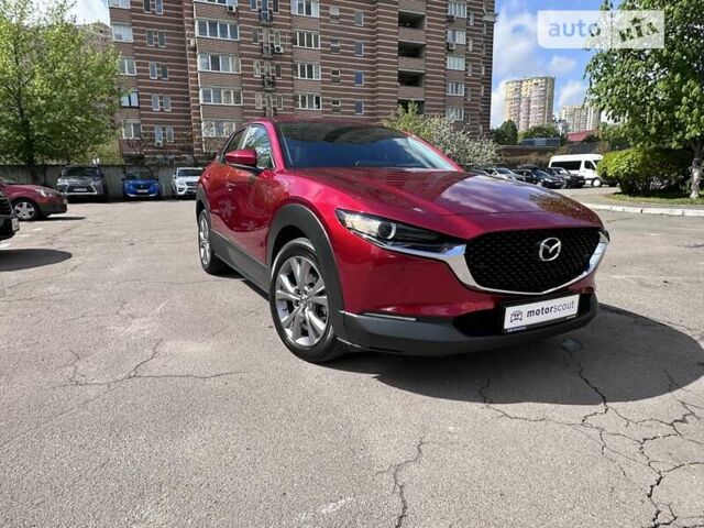 Красный Мазда CX-30, объемом двигателя 2 л и пробегом 41 тыс. км за 26300 $, фото 1 на Automoto.ua