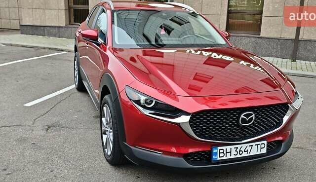 Красный Мазда CX-30, объемом двигателя 2.49 л и пробегом 22 тыс. км за 23500 $, фото 1 на Automoto.ua