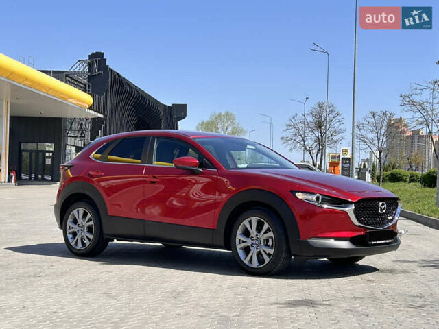 Красный Мазда CX-30, объемом двигателя 2 л и пробегом 9 тыс. км за 27500 $, фото 1 на Automoto.ua