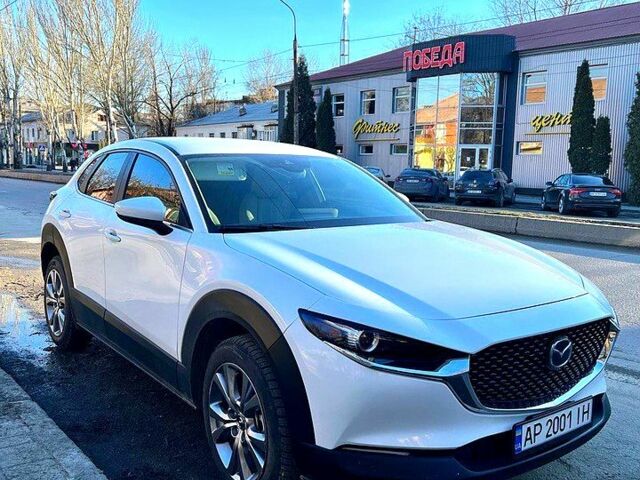 Мазда CX-30, объемом двигателя 2.5 л и пробегом 20 тыс. км за 19900 $, фото 1 на Automoto.ua