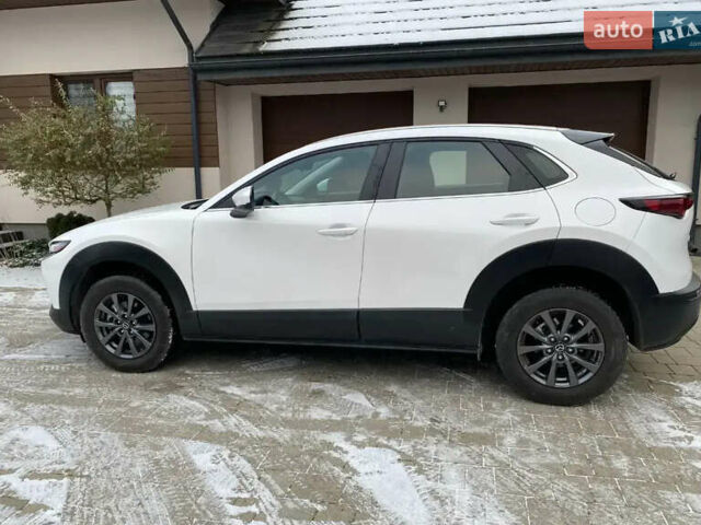 Мазда CX-30, объемом двигателя 2 л и пробегом 40 тыс. км за 22000 $, фото 1 на Automoto.ua