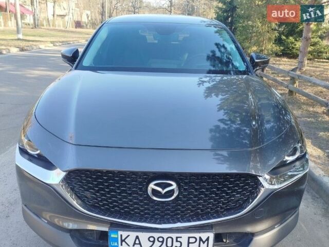 Серый Мазда CX-30, объемом двигателя 2 л и пробегом 78 тыс. км за 21500 $, фото 1 на Automoto.ua