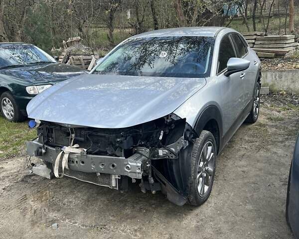 Серый Мазда CX-30, объемом двигателя 2.5 л и пробегом 73 тыс. км за 12900 $, фото 1 на Automoto.ua