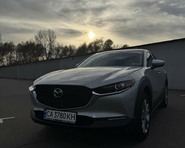 Серый Мазда CX-30, объемом двигателя 2.5 л и пробегом 28 тыс. км за 18000 $, фото 1 на Automoto.ua