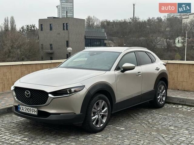 Серый Мазда CX-30, объемом двигателя 2.49 л и пробегом 103 тыс. км за 23000 $, фото 1 на Automoto.ua