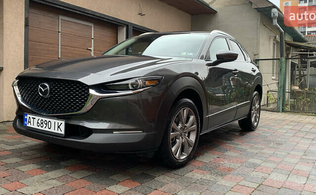 Серый Мазда CX-30, объемом двигателя 2.49 л и пробегом 21 тыс. км за 17550 $, фото 1 на Automoto.ua