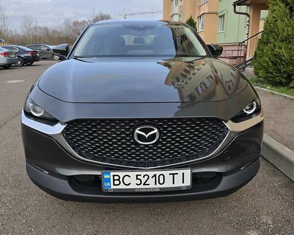 Серый Мазда CX-30, объемом двигателя 2 л и пробегом 5 тыс. км за 19900 $, фото 1 на Automoto.ua