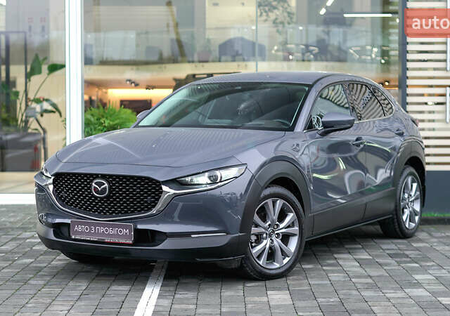 Серый Мазда CX-30, объемом двигателя 2 л и пробегом 21 тыс. км за 30035 $, фото 1 на Automoto.ua