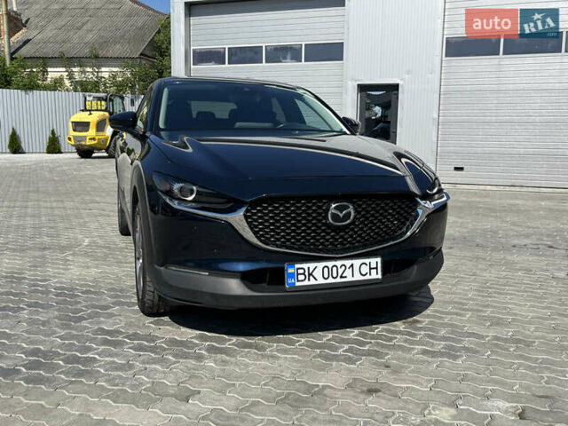 Синий Мазда CX-30, объемом двигателя 2.49 л и пробегом 133 тыс. км за 20000 $, фото 1 на Automoto.ua