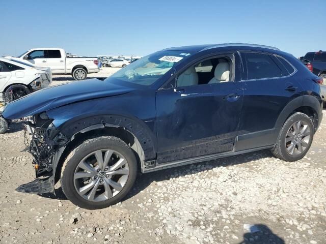 Синий Мазда CX-30, объемом двигателя 2.5 л и пробегом 32 тыс. км за 11000 $, фото 1 на Automoto.ua