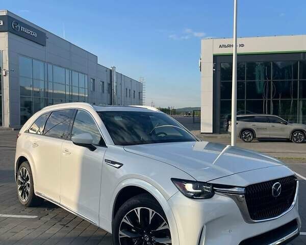 Белый Мазда CX-90, объемом двигателя 3.28 л и пробегом 37 тыс. км за 36999 $, фото 1 на Automoto.ua
