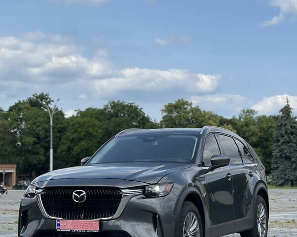 Серый Мазда CX-90, объемом двигателя 3.3 л и пробегом 11 тыс. км за 34200 $, фото 1 на Automoto.ua