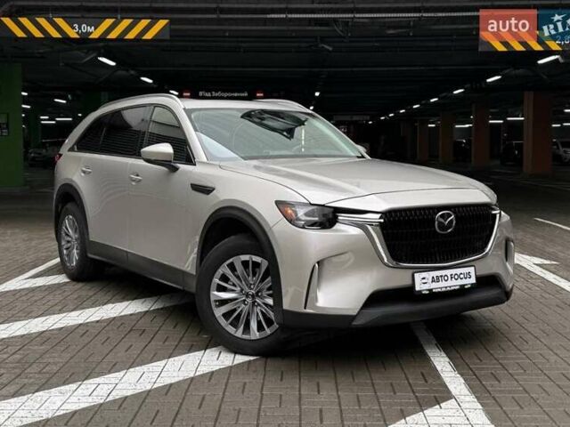 Серый Мазда CX-90, объемом двигателя 3.28 л и пробегом 25 тыс. км за 37990 $, фото 1 на Automoto.ua