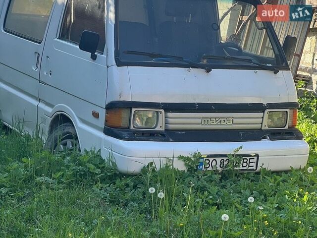 Белый Мазда E-series, объемом двигателя 2.18 л и пробегом 372 тыс. км за 1500 $, фото 1 на Automoto.ua