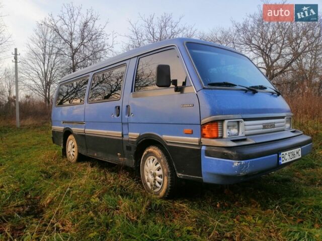 Синій Мазда E-series, об'ємом двигуна 2.2 л та пробігом 250 тис. км за 2400 $, фото 1 на Automoto.ua