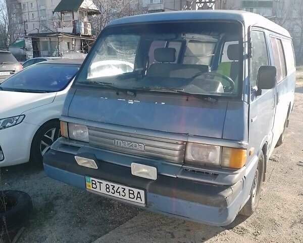 Синий Мазда E-series, объемом двигателя 2.18 л и пробегом 400 тыс. км за 2500 $, фото 1 на Automoto.ua