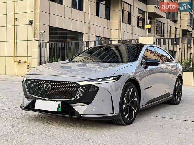 Сірий Мазда EZ-6, об'ємом двигуна 0 л та пробігом 20 тис. км за 27500 $, фото 1 на Automoto.ua